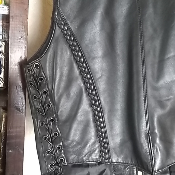 Leather vest - Picture 4 of 4